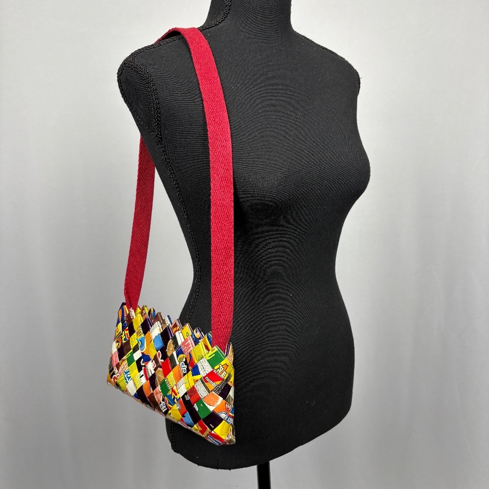 UPCYCLED Handmade Candy Wrapper Multicolored Baguette Bag 90s Y2K - Picture 3 of 16